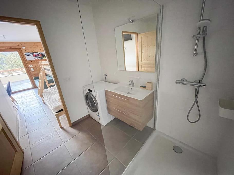 Dans Residence Neuve Le Snow Roc Sur Les Pistes, Grand Studio Cosy 5 Pers Avec Terrasse Panoramique, Sauna, Wifi Saint-Jean-dʼAulps Екстериор снимка