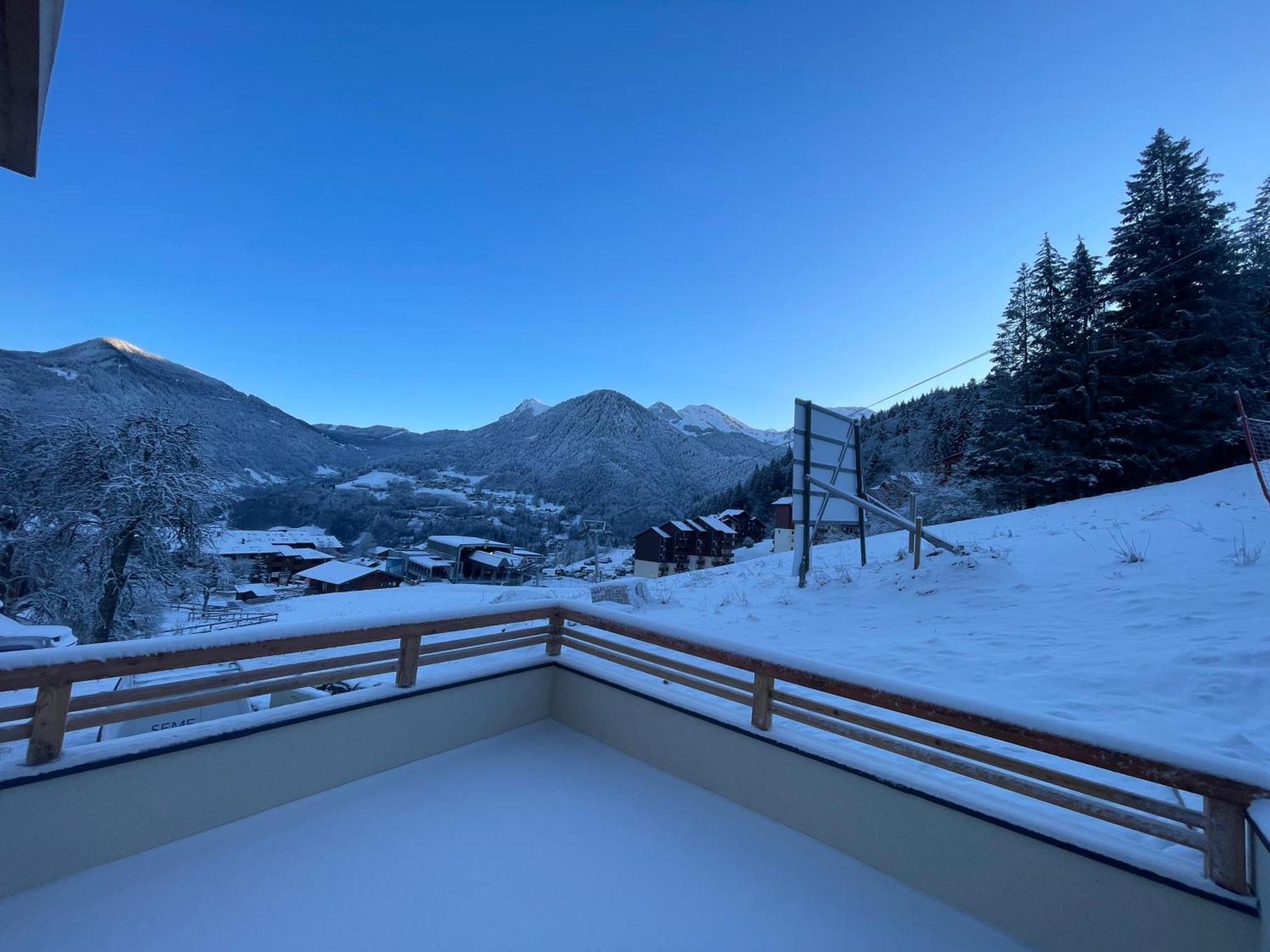 Dans Residence Neuve Le Snow Roc Sur Les Pistes, Grand Studio Cosy 5 Pers Avec Terrasse Panoramique, Sauna, Wifi Saint-Jean-dʼAulps Екстериор снимка
